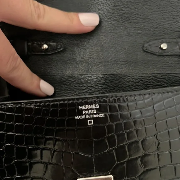 Hermes crocodile crossbody bag. Authentic gorgeous 😻 - Picture 3 of 4